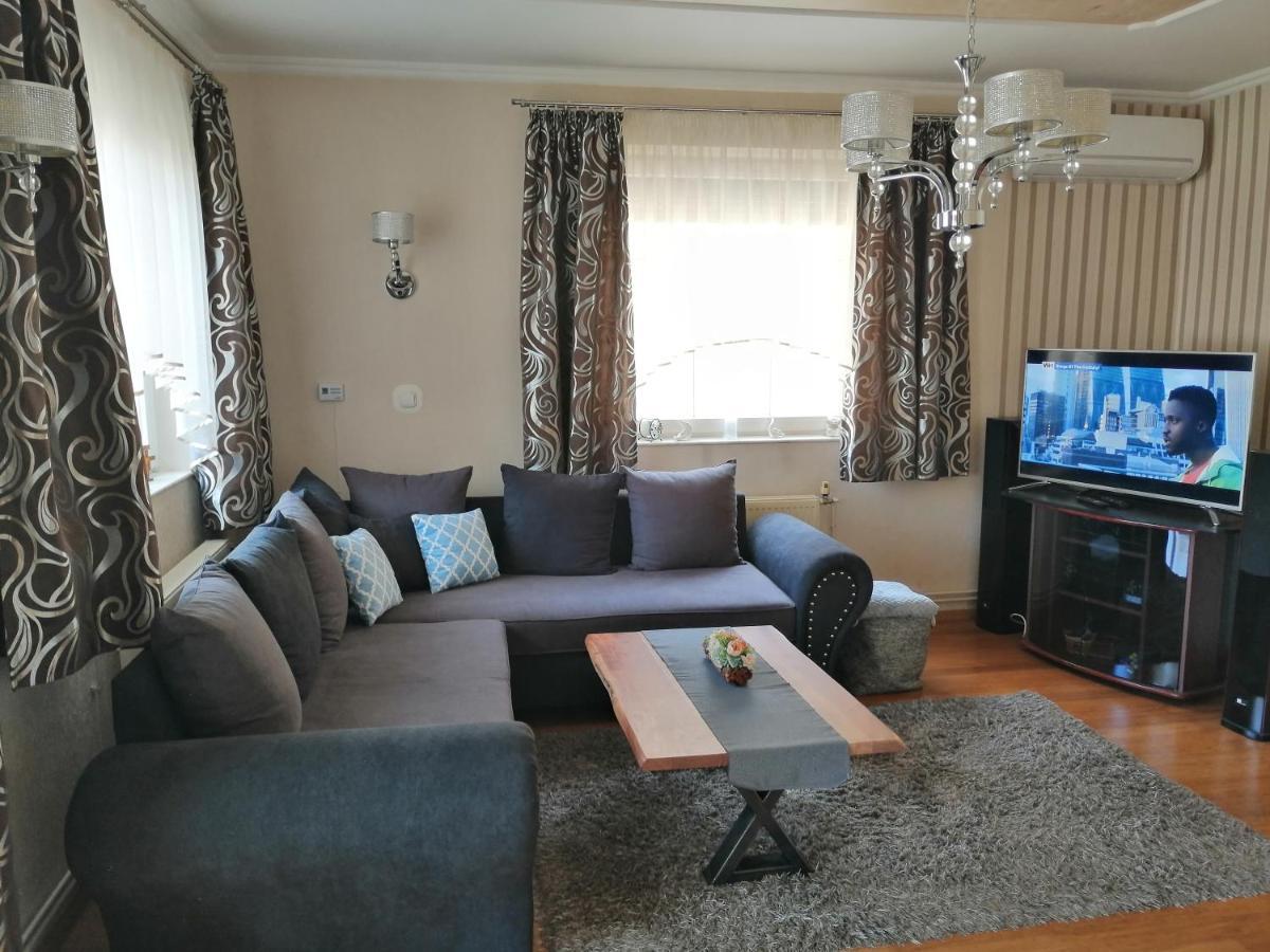 Elza Apartman Мако Экстерьер фото
